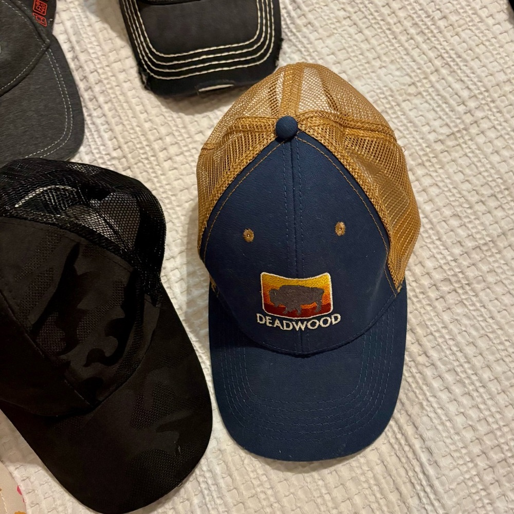 Excellent Shape Baseball Cap Set - Picture 2 of 5